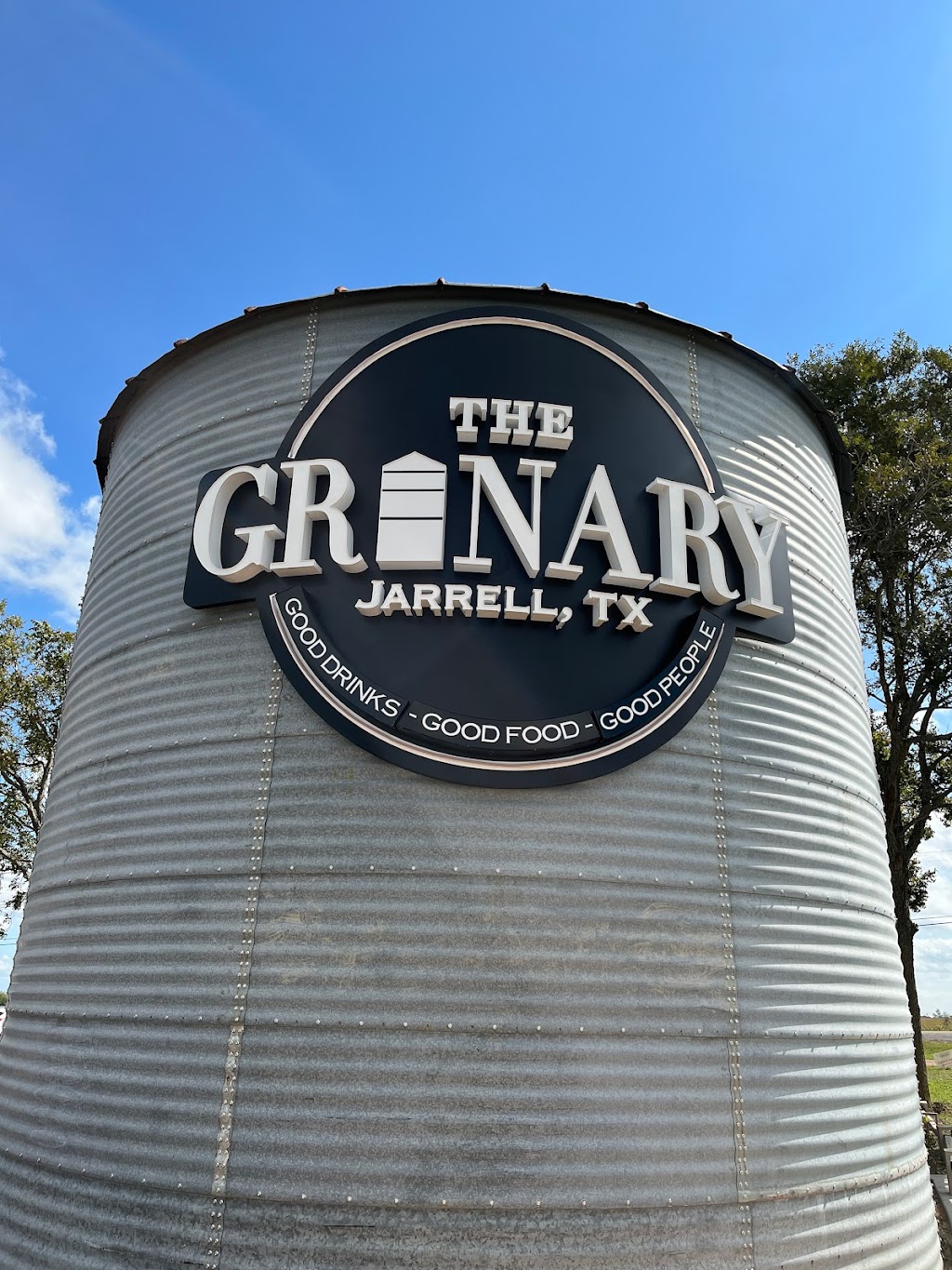 Krab Kingz Jarrell | restaurant | 110 W Avenue L, Jarrell, TX 76537, USA | 2543381883 OR +1 254-338-1883