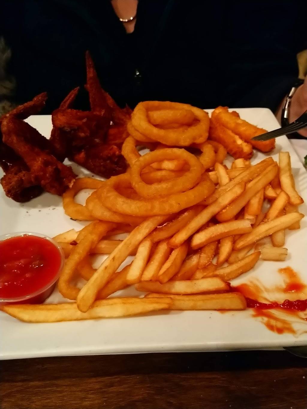 Restaurant Bistro Jos Blo | restaurant | 1486 Rte 277, Lac-Etchemin, QC G0R 1S0, Canada | 4186252700 OR +1 418-625-2700