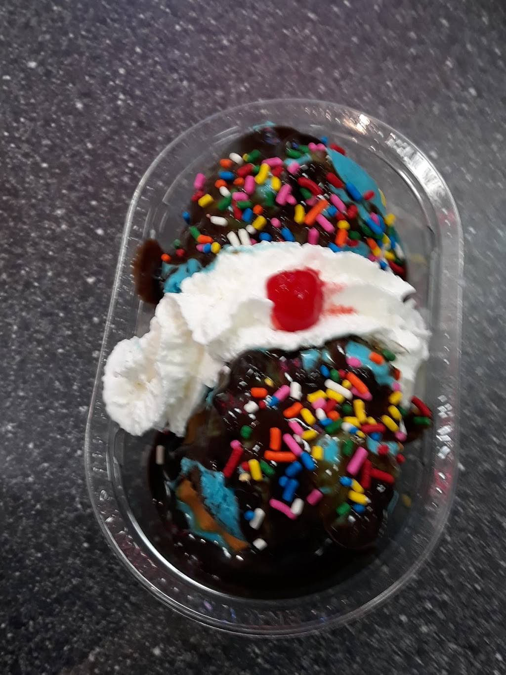 Braums Ice Cream & Burger Restaurant | restaurant | 1505 S Main St, Weatherford, TX 76086, USA | 8175940811 OR +1 817-594-0811