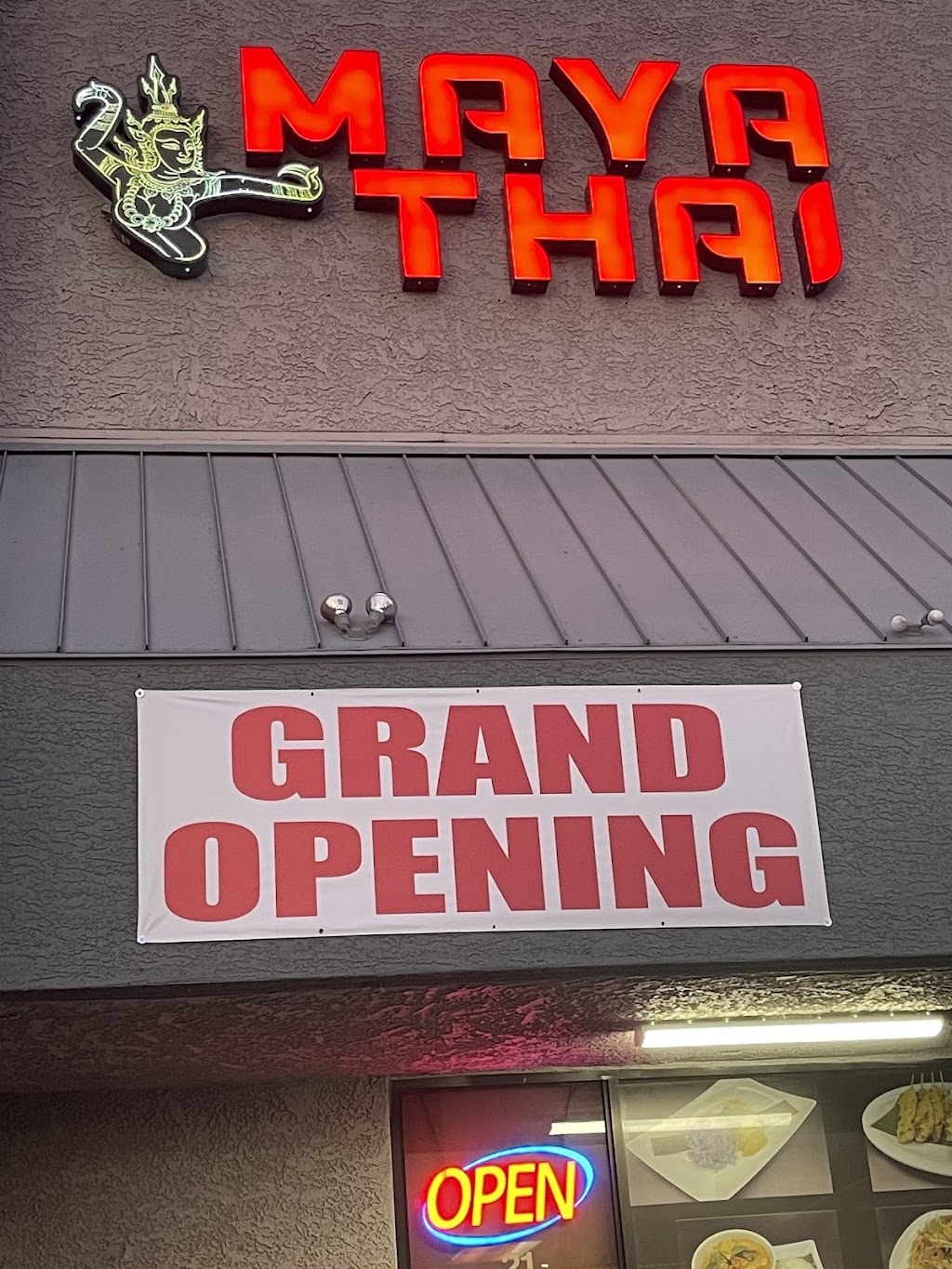 Maya thai | restaurant | 3310 S Nellis Blvd Ste#21, Las Vegas, NV 89121, USA | 7022688063 OR +1 702-268-8063