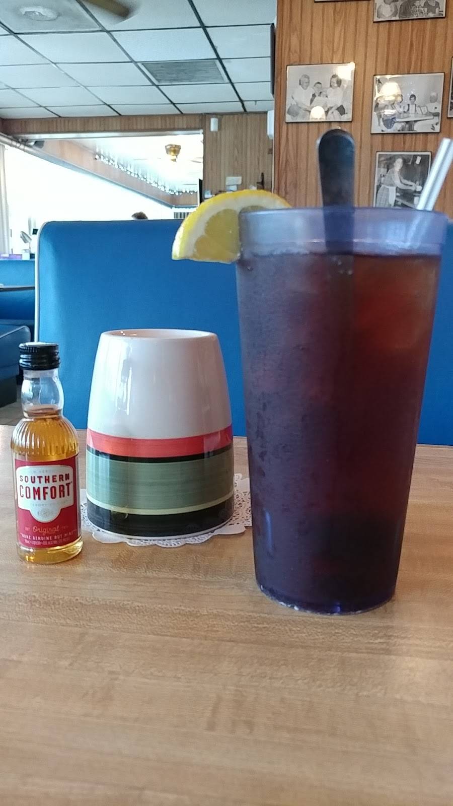 4-Bs Restaurant | restaurant | 173 S Charles Richard Beall Blvd, DeBary, FL 32713, USA | 3866684586 OR +1 386-668-4586