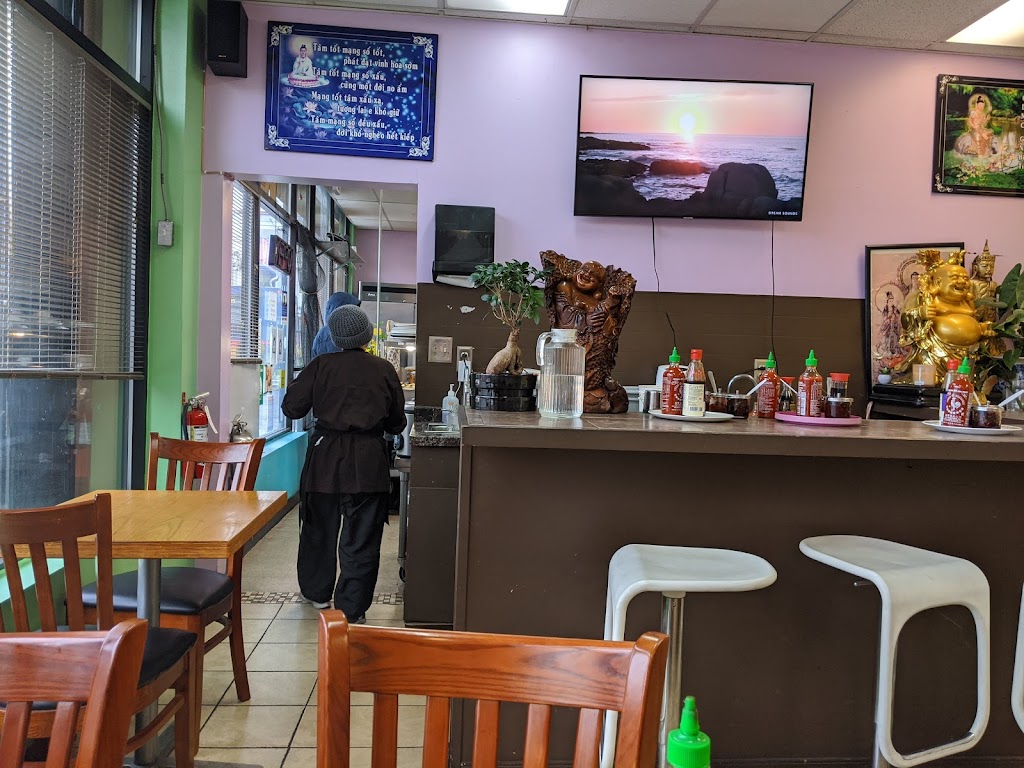 ChuMinh Tofu | restaurant | 1043 S Jackson St, Seattle, WA 98104, USA | 2067236095 OR +1 206-723-6095