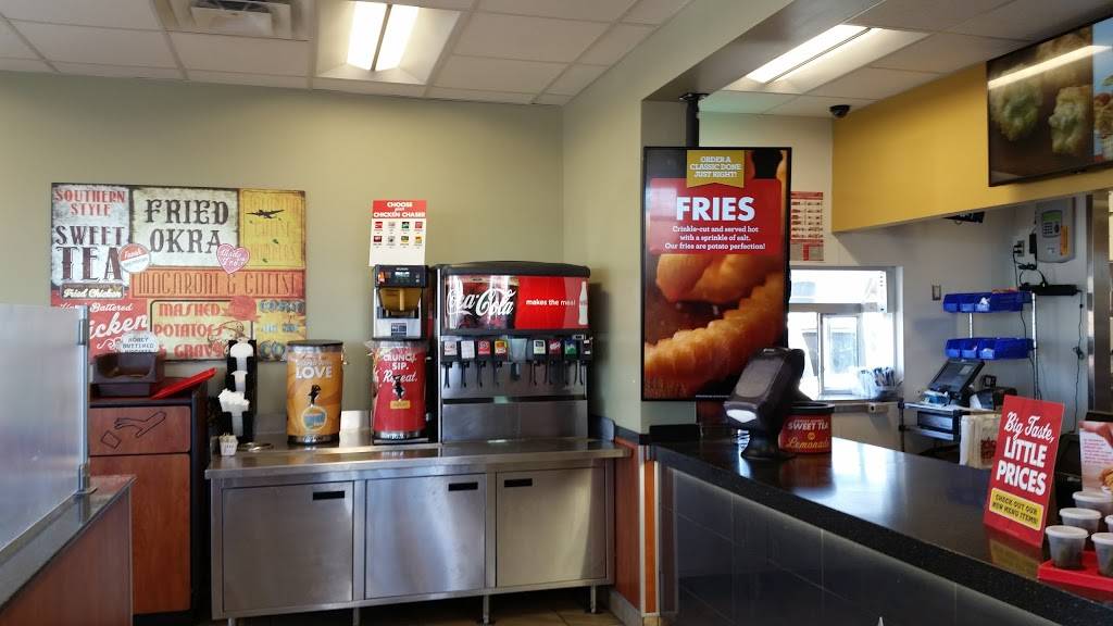 Churchs Chicken | restaurant | 703 Main St SW SE, Los Lunas, NM 87031, USA | 5058650900 OR +1 505-865-0900