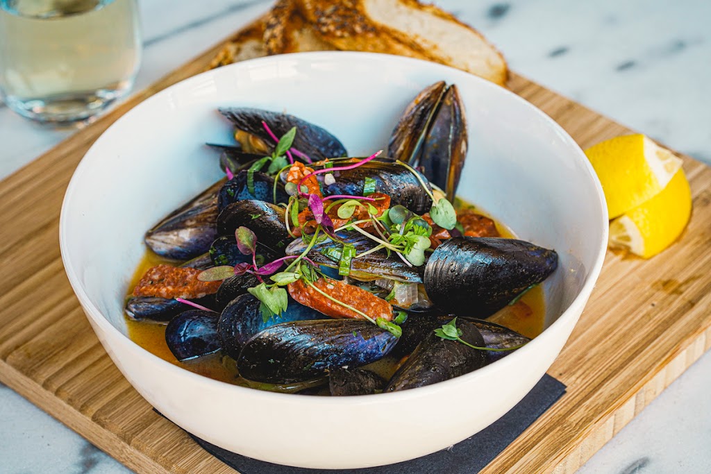 The Presley | restaurant | 2855 Perry Rd, San Diego, CA 92106, USA | 6198771800 OR +1 619-877-1800