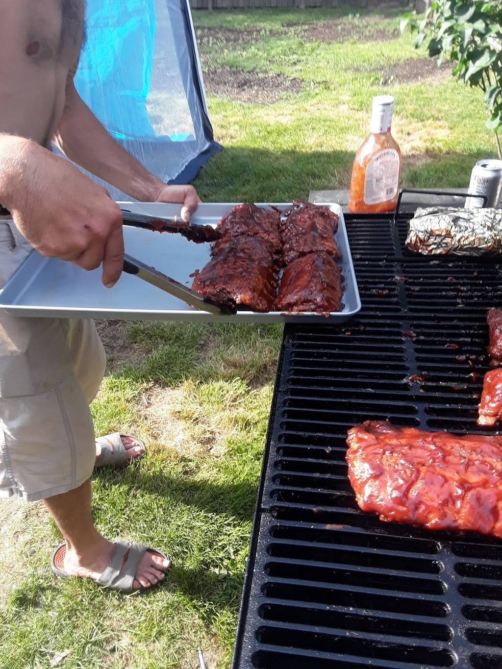 Little Caesars Pizza | meal takeaway | 2568 Leland Ave, Akron, OH 44312, USA | 3307847575 OR +1 330-784-7575