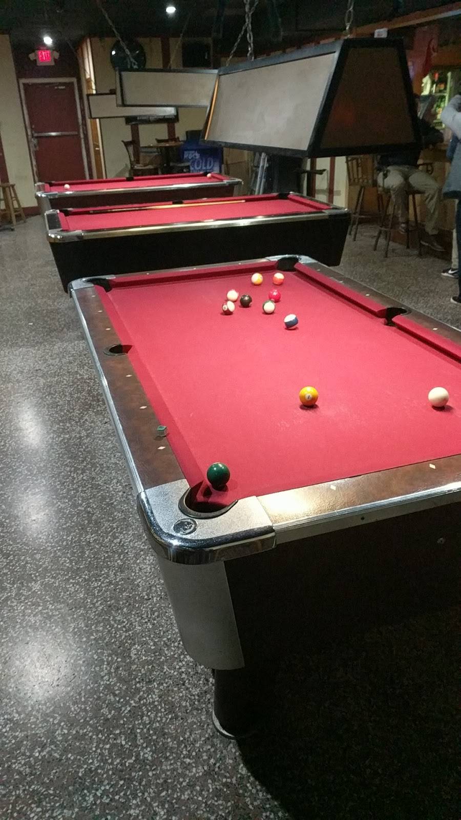 B S Jones Pub & Grill | restaurant | 2926 Fort Bragg Rd, Fayetteville, NC 28303, USA | 9103217600 OR +1 910-321-7600