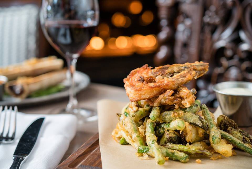 Five Crowns | restaurant | 3801 East Coast Hwy, Corona Del Mar, CA 92625, USA | 9497600331 OR +1 949-760-0331