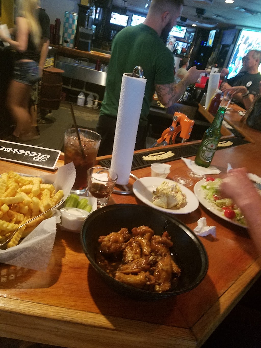 Billys Tavern | restaurant | 8580 W State Rd 84, Davie, FL 33324, USA | 9544759464 OR +1 954-475-9464