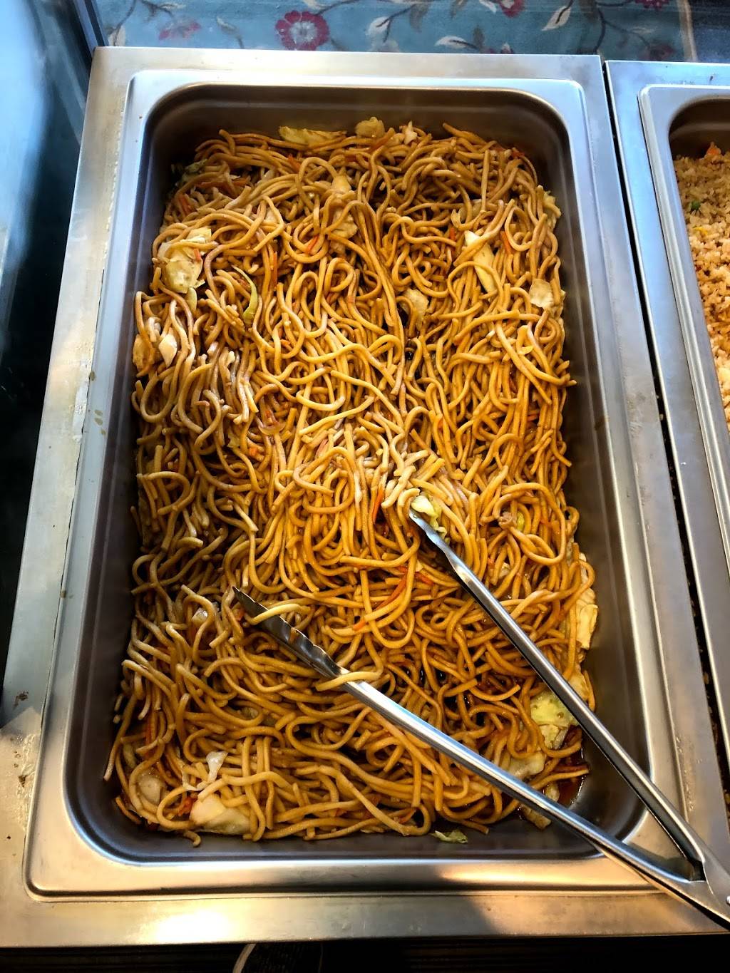 Lucky Chinese Express | restaurant | 270 Commercial St, Portola, CA 96122, USA | 5308326351 OR +1 530-832-6351