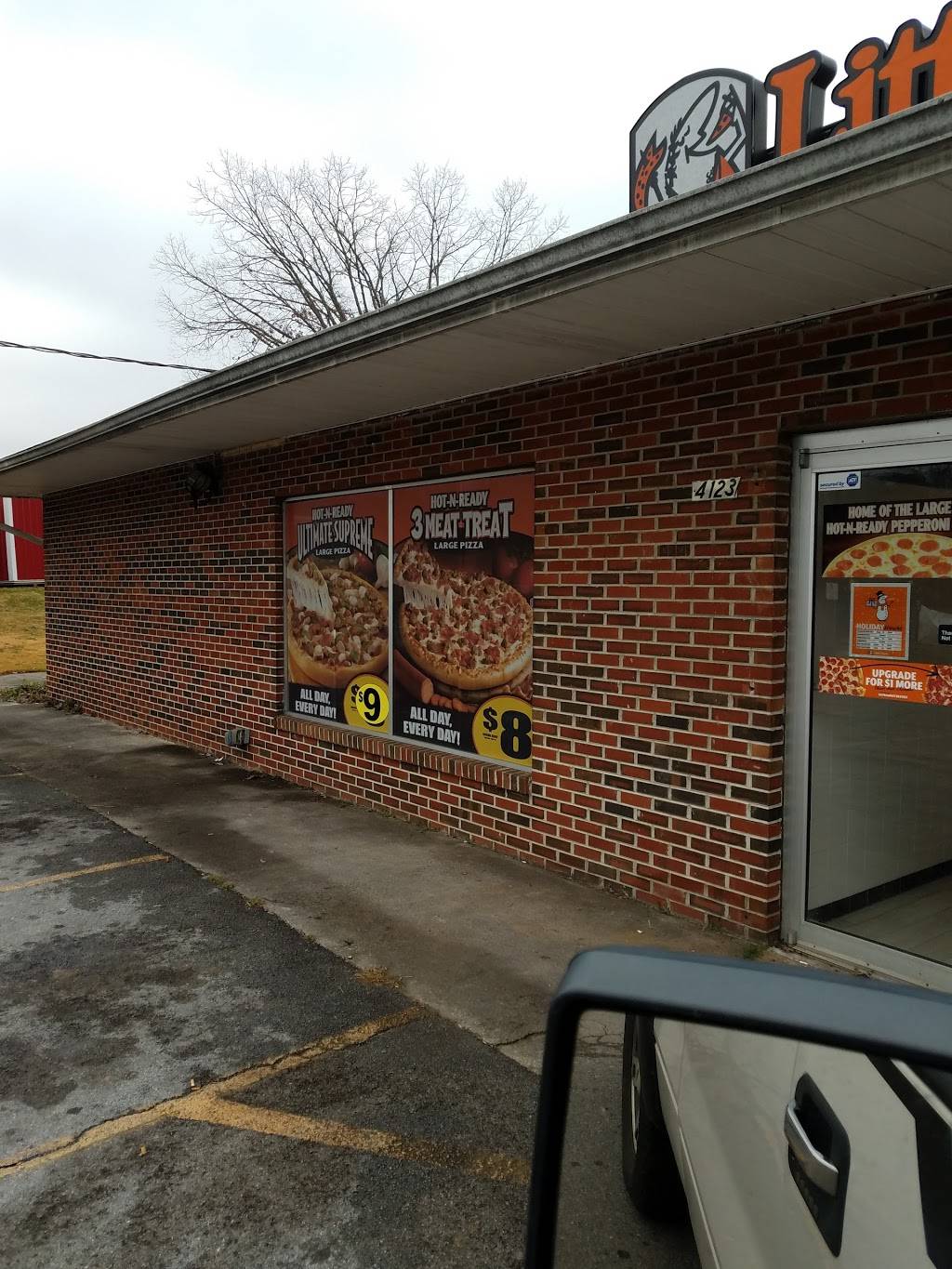 Little Caesars Pizza | meal takeaway | 4123 US-411, Madisonville, TN 37354, USA | 4235459560 OR +1 423-545-9560