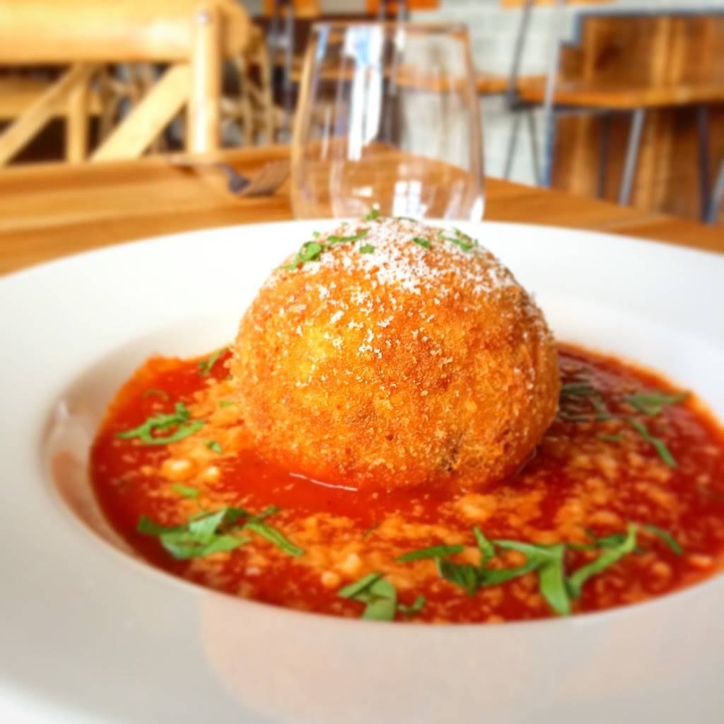 Naked Dog | restaurant | 47 Java St, Brooklyn, NY 11222, USA | 9293378096 OR +1 929-337-8096