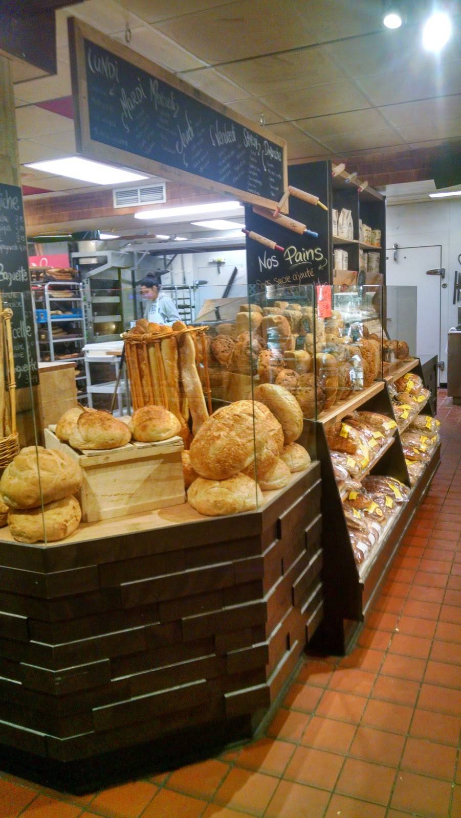 Peres Nature | restaurant | 10735 1ᴱ Avenue, Saint-Georges, QC G5Y 2B8, Canada | 4182274444 OR +1 418-227-4444