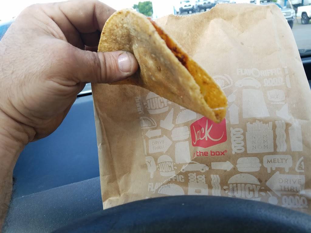 Jack in the Box | restaurant | 2183 N King St, Honolulu, HI 96819, USA | 8088476058 OR +1 808-847-6058