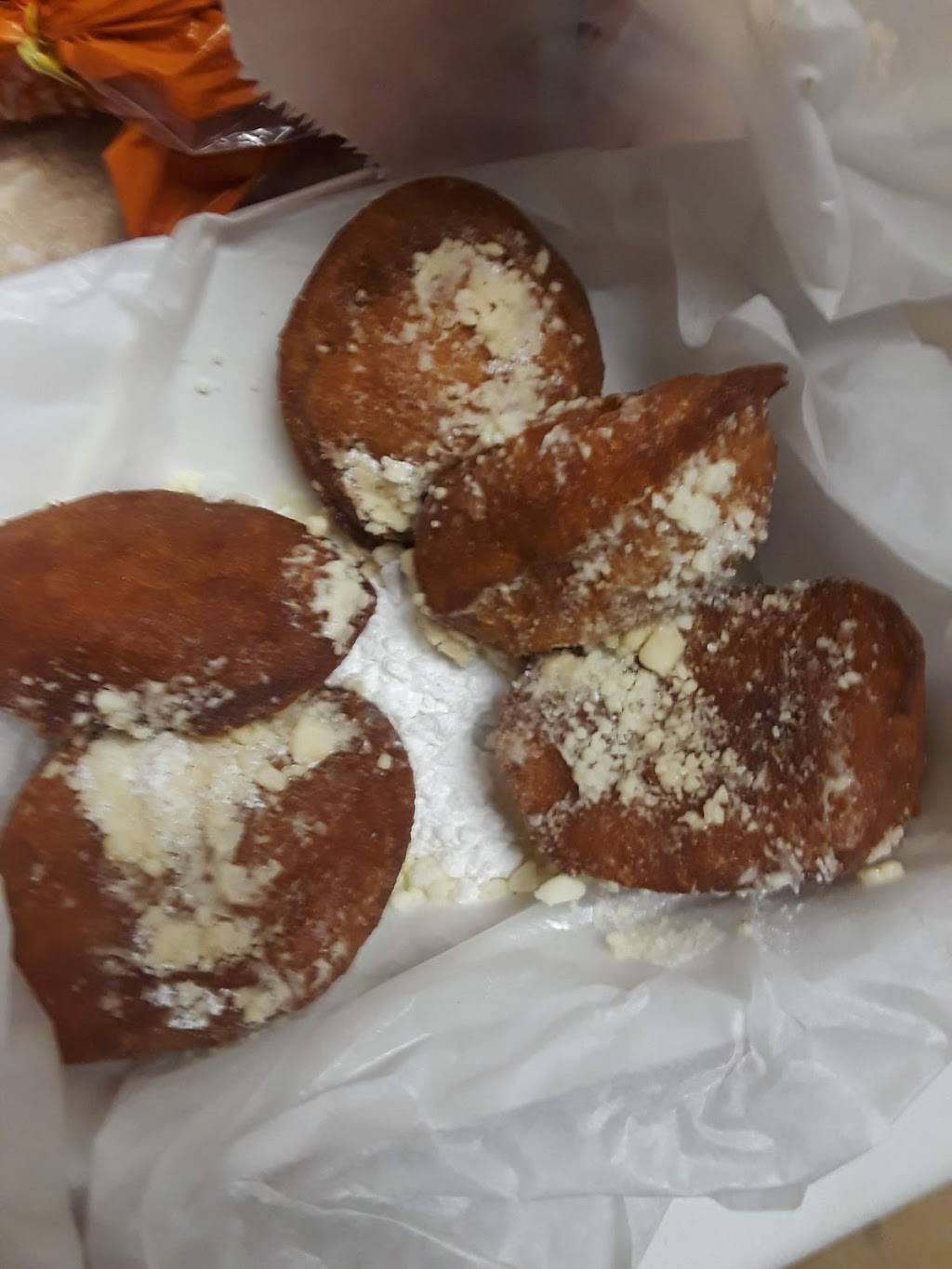 Surfs Up South Shore | restaurant | 2236 E 71st St, Chicago, IL 60649, USA | 7738915544 OR +1 773-891-5544