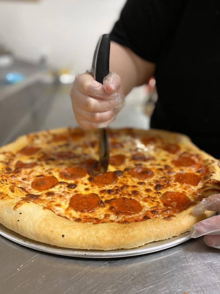 Maronis Pizza Kitchen | restaurant | 117 E Hopkins St, San Marcos, TX 78666, USA | 5122148388 OR +1 512-214-8388