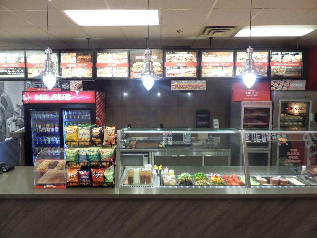 Mr.Sub | restaurant | 1500 Upper Middle Rd W B-2, Oakville, ON L6M 3G3, Canada | 9058273959 OR +1 905-827-3959