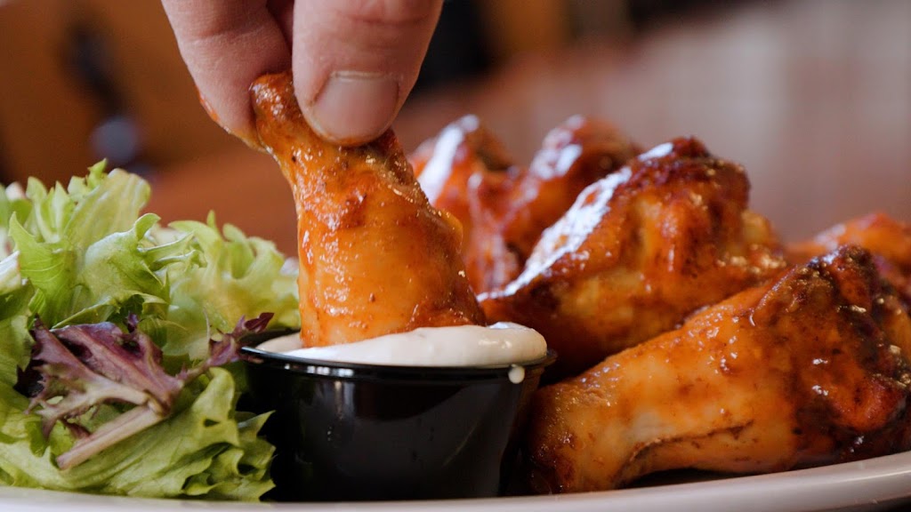 Moguls Grille & Taproom | restaurant | 371 Ski Hill Rd, Lutsen, MN 55612, USA | 2186633020 OR +1 218-663-3020