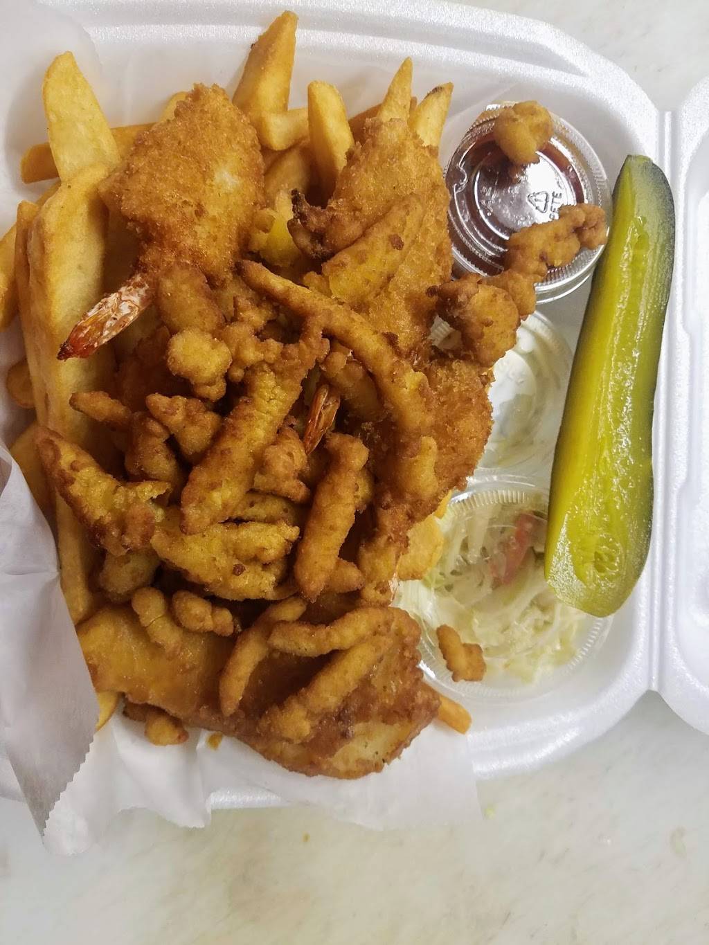 Paradise Pizza | restaurant | 777 Spencerport Rd, Rochester, NY 14606, USA | 5854829444 OR +1 585-482-9444