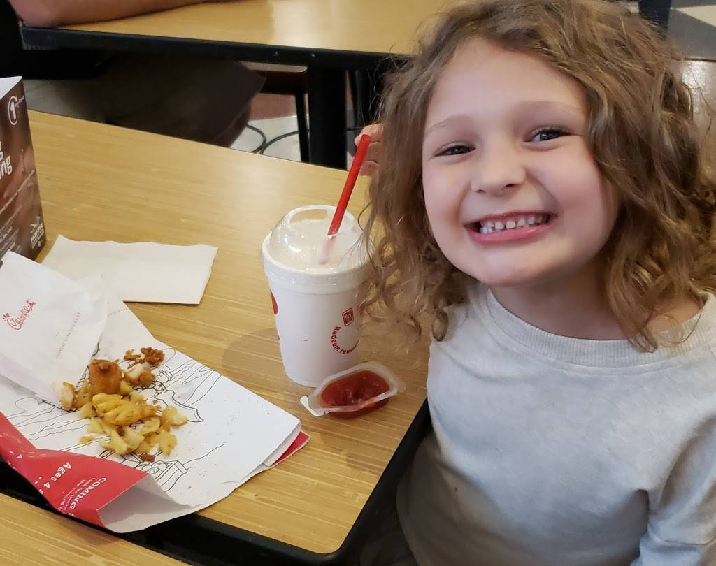 Chick-fil-A | restaurant | 2760 N Germantown Pkwy Ste 268, Memphis, TN 38133, USA | 9013823280 OR +1 901-382-3280