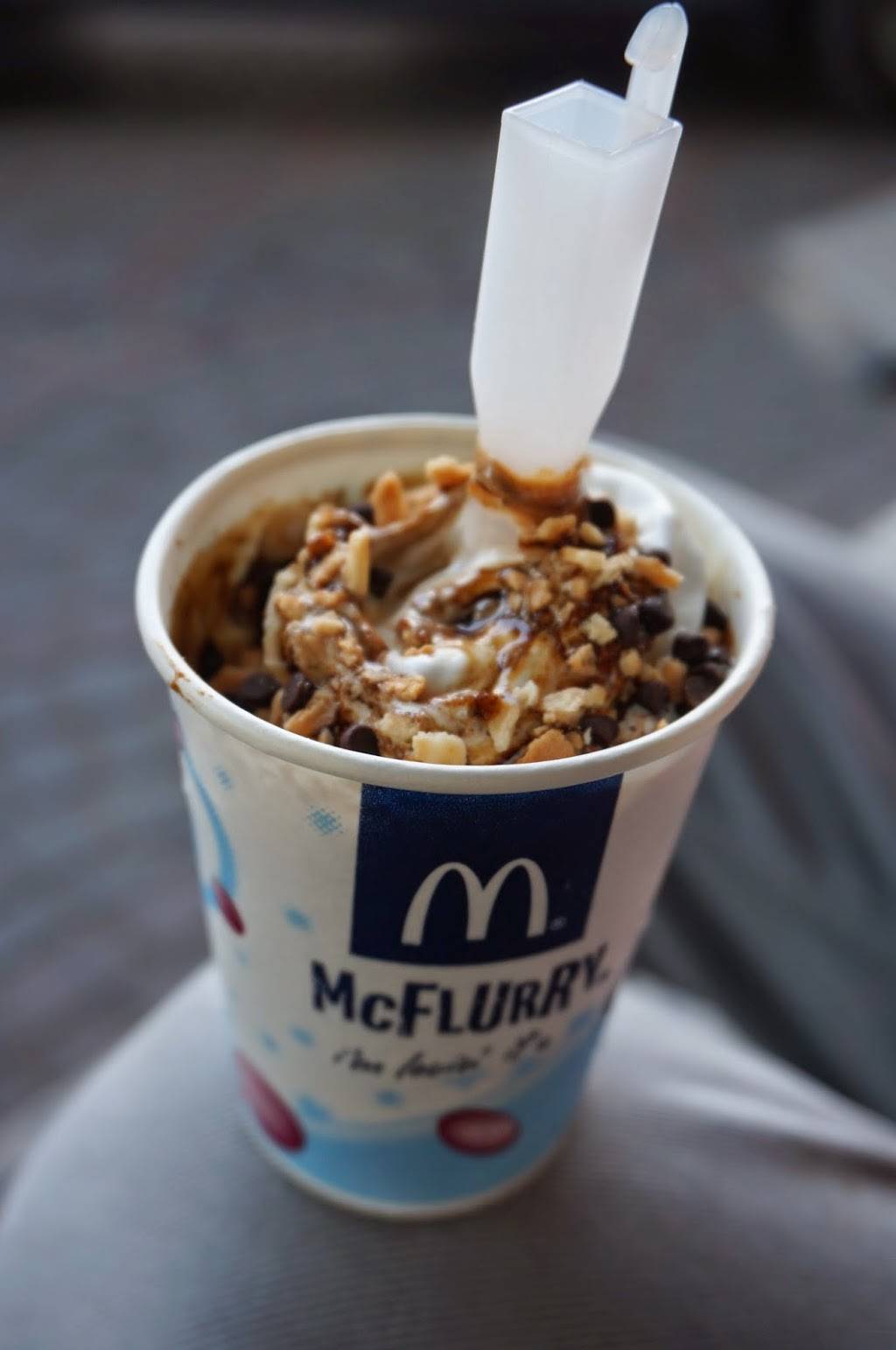 McDonalds | cafe | 3802 Gaston Ave, Dallas, TX 75246, USA | 2148274021 OR +1 214-827-4021