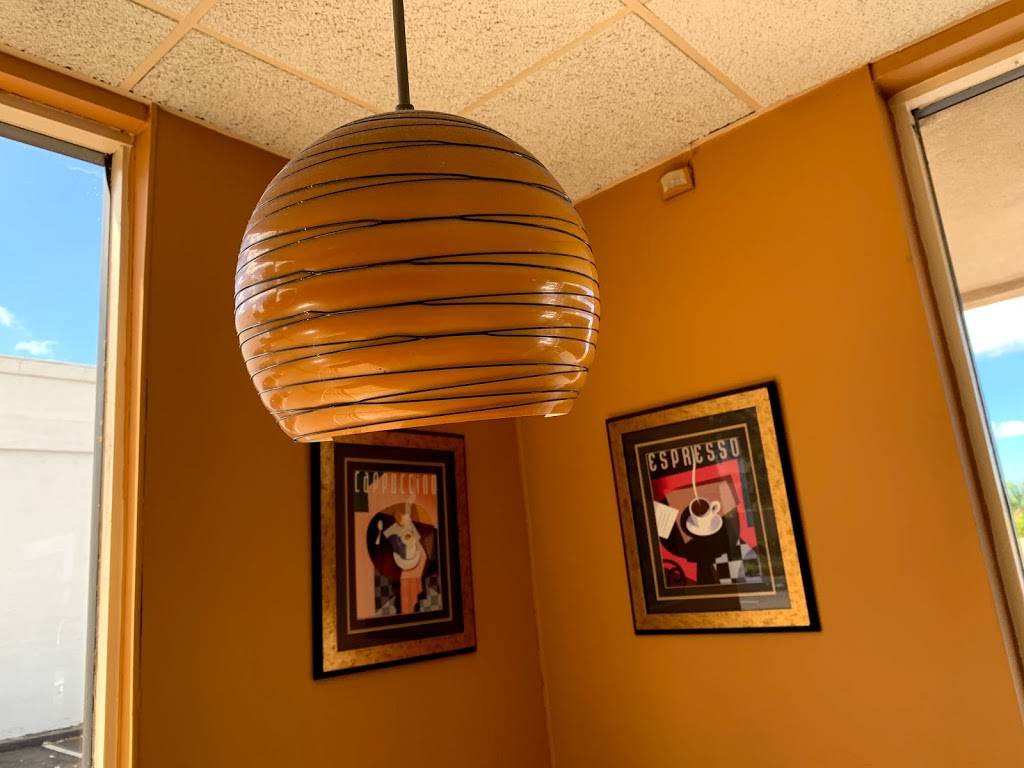 California Donuts | bakery | 11255 Camino Ruiz, San Diego, CA 92126, USA | 8585787230 OR +1 858-578-7230