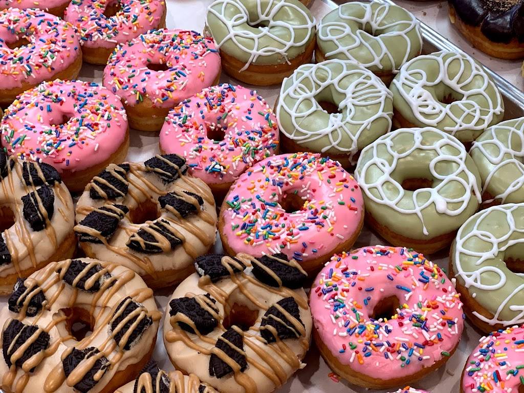 Surfside Donuts and Coffee | bakery | 603 Dolliver St, Pismo Beach, CA 93449, USA | 8052956069 OR +1 805-295-6069