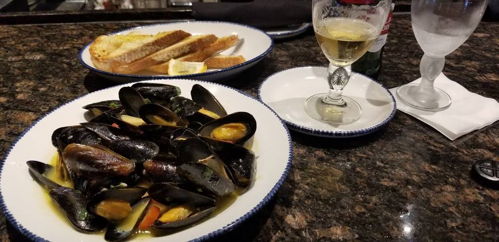 Red Lobster | restaurant | 4401 N Cumberland Ave, Norridge, IL 60706, USA | 7084567966 OR +1 708-456-7966