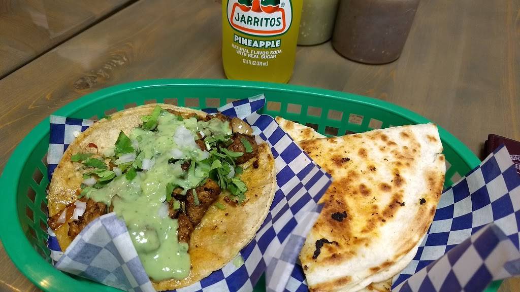 Trendy Taco | restaurant | 1195 Wilmette Ave, Wilmette, IL 60091, USA | 8479064041 OR +1 847-906-4041