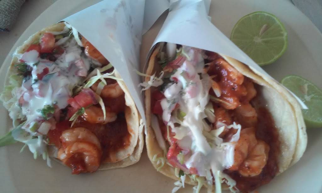 Mariscos Costa Chica | restaurant | Blvd. Alfredo Bonfil 175, Amp Mazatlan, 22710 Rosarito, B.C., Mexico | 016241174488 OR +52 624 117 4488