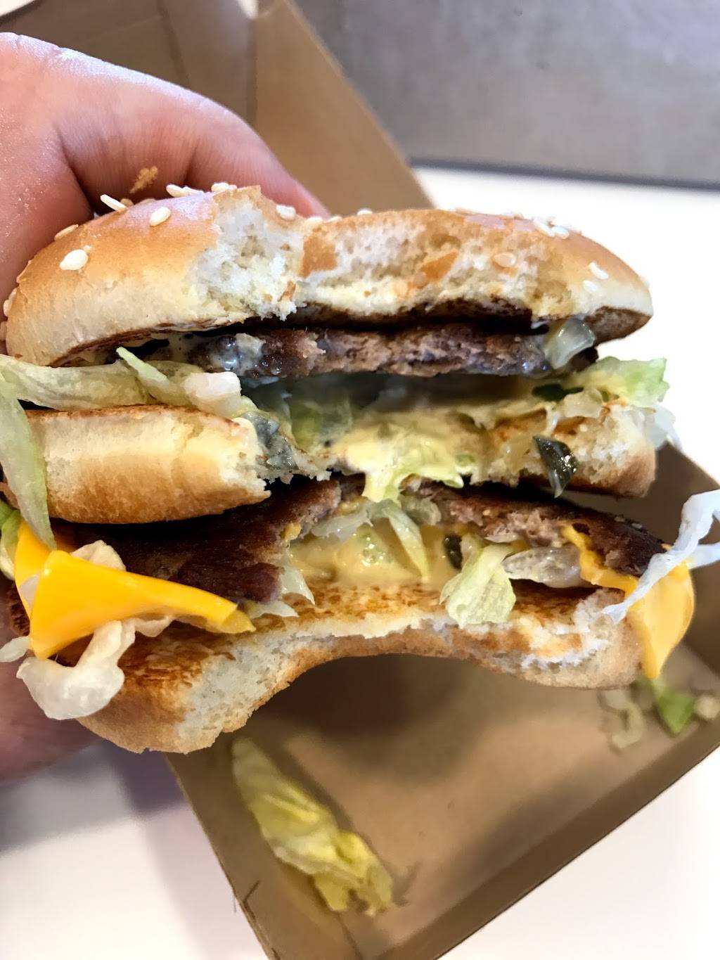 McDonalds | cafe | 2205 W Jonathan Moore Pike, Columbus, IN 47201, USA | 8123721173 OR +1 812-372-1173