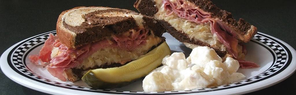 Heidis Brooklyn Deli | restaurant | 415 Philbrook Ave, South Portland, ME 04106, USA | 2077734800 OR +1 207-773-4800