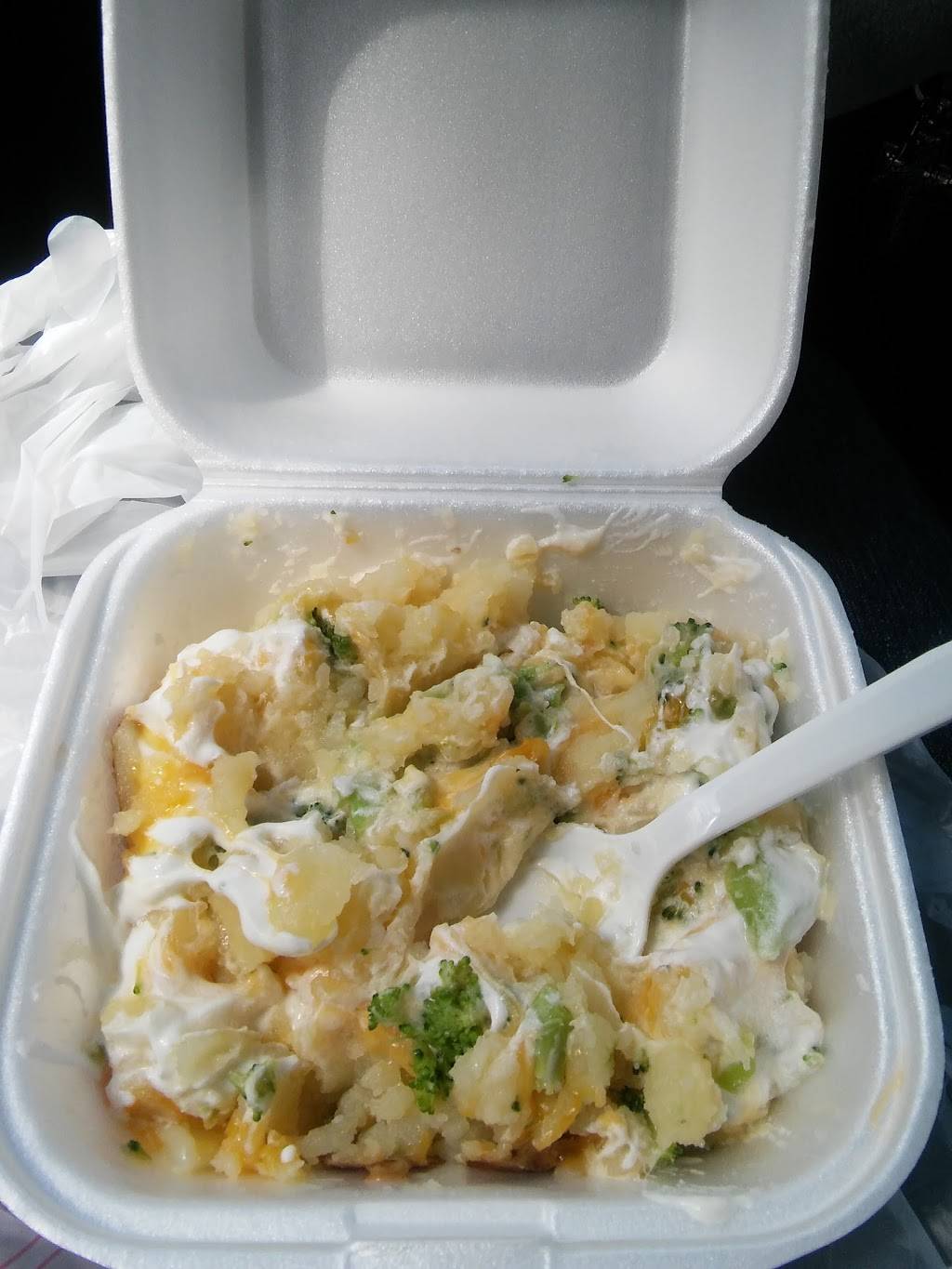 The Spud | restaurant | 1001 S Chestnut St, Lufkin, TX 75901, USA | 9366373205 OR +1 936-637-3205