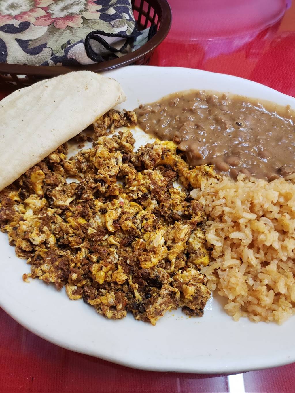 La Carreta - Mexican Restaurant | restaurant | 1117, 4538 1/2 East Cesar E Chavez Avenue, Los Angeles, CA 90022, USA | 3232611365 OR +1 323-261-1365