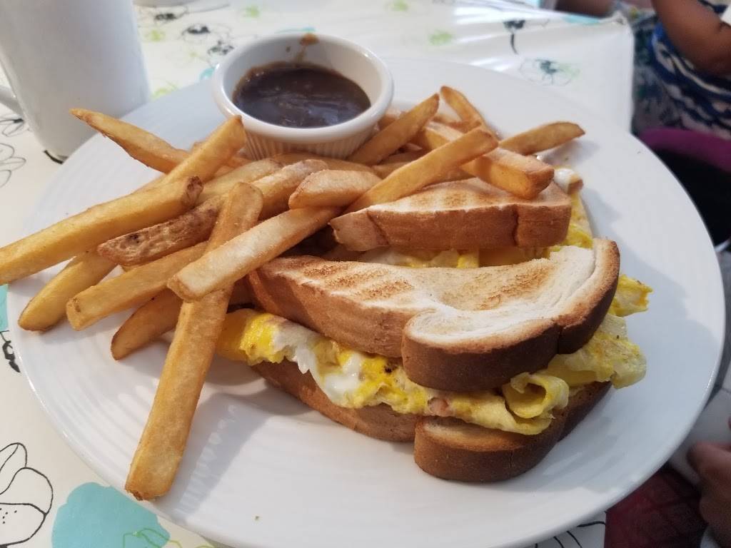 Bus Stop Cafe | restaurant | 1023 2nd Ave E, Owen Sound, ON N4K 2H8, Canada | 5194163447 OR +1 519-416-3447