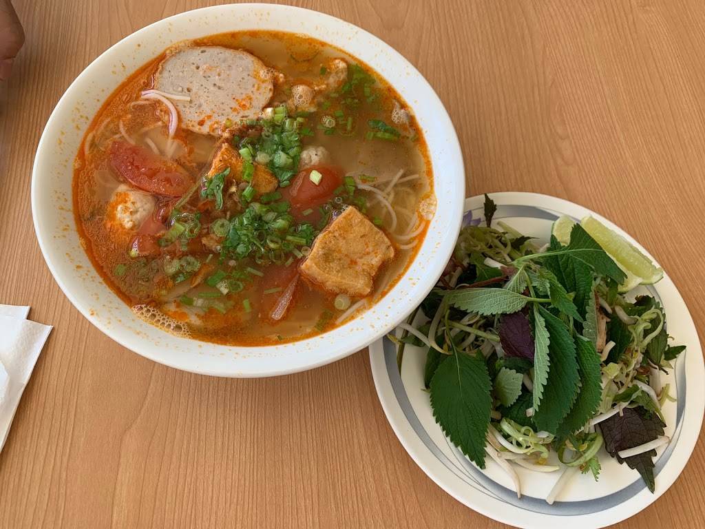 Chao Bay Vietnamese Cuisine | restaurant | 6829 Stockton Blvd #399, Sacramento, CA 95823, USA | 9163464839 OR +1 916-346-4839