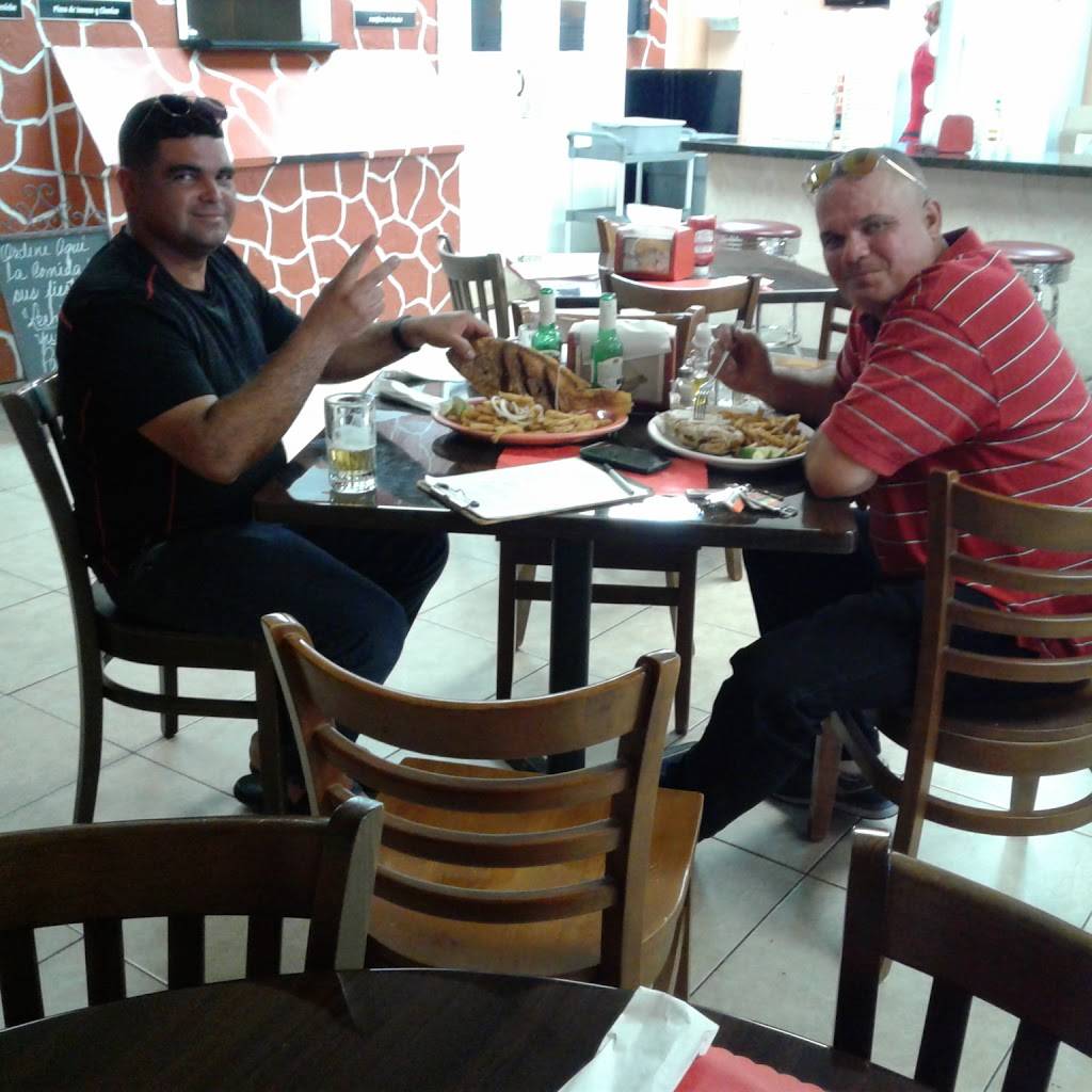 El Chalet Restaurant | restaurant | 11500 NW South River Dr, Medley, FL 33178, USA | 7869535125 OR +1 786-953-5125