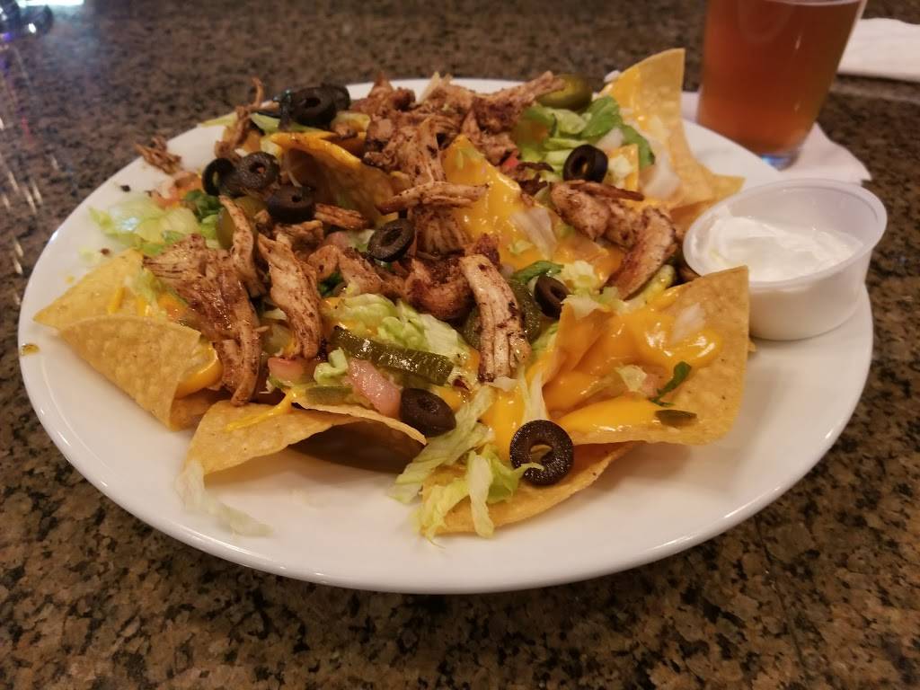 Griffs Restaurant & Sports | restaurant | 509 High St, Portsmouth, VA 23704, USA | 7576063990 OR +1 757-606-3990