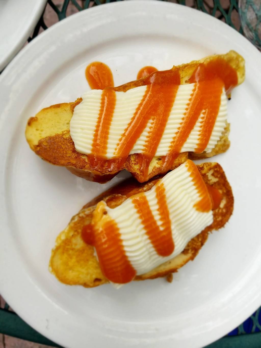 Candlelight Coffeehouse | cafe | 3011 N St Marys St, San Antonio, TX 78212, USA | 2107380099 OR +1 210-738-0099