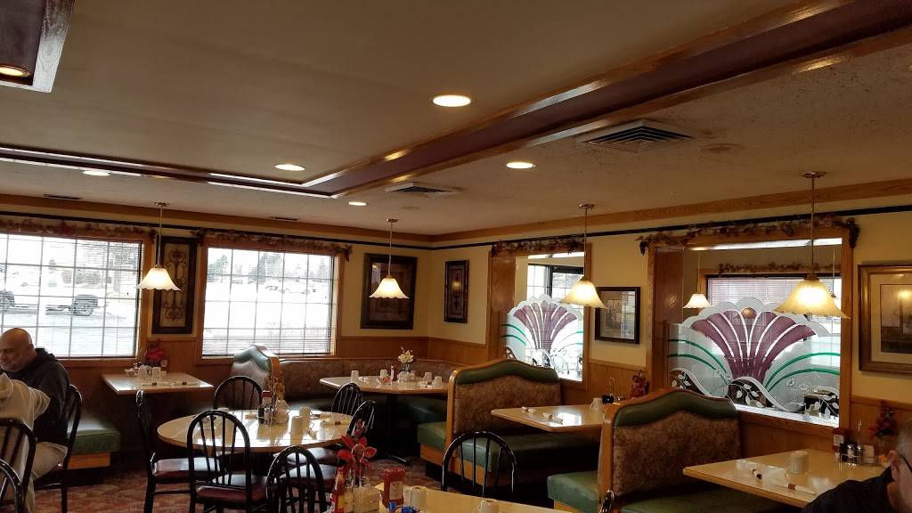 Mattys Family Restaurant & Pancake House | restaurant | 10S642 Kingery Hwy, Willowbrook, IL 60527, USA | 6306559020 OR +1 630-655-9020