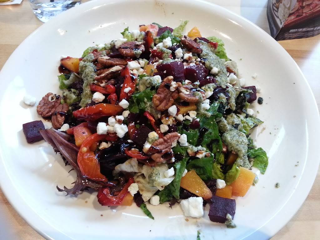 Boston Pizza | restaurant | 102 Broadway, Tillsonburg, ON N4G 3P6, Canada | 5198429797 OR +1 519-842-9797