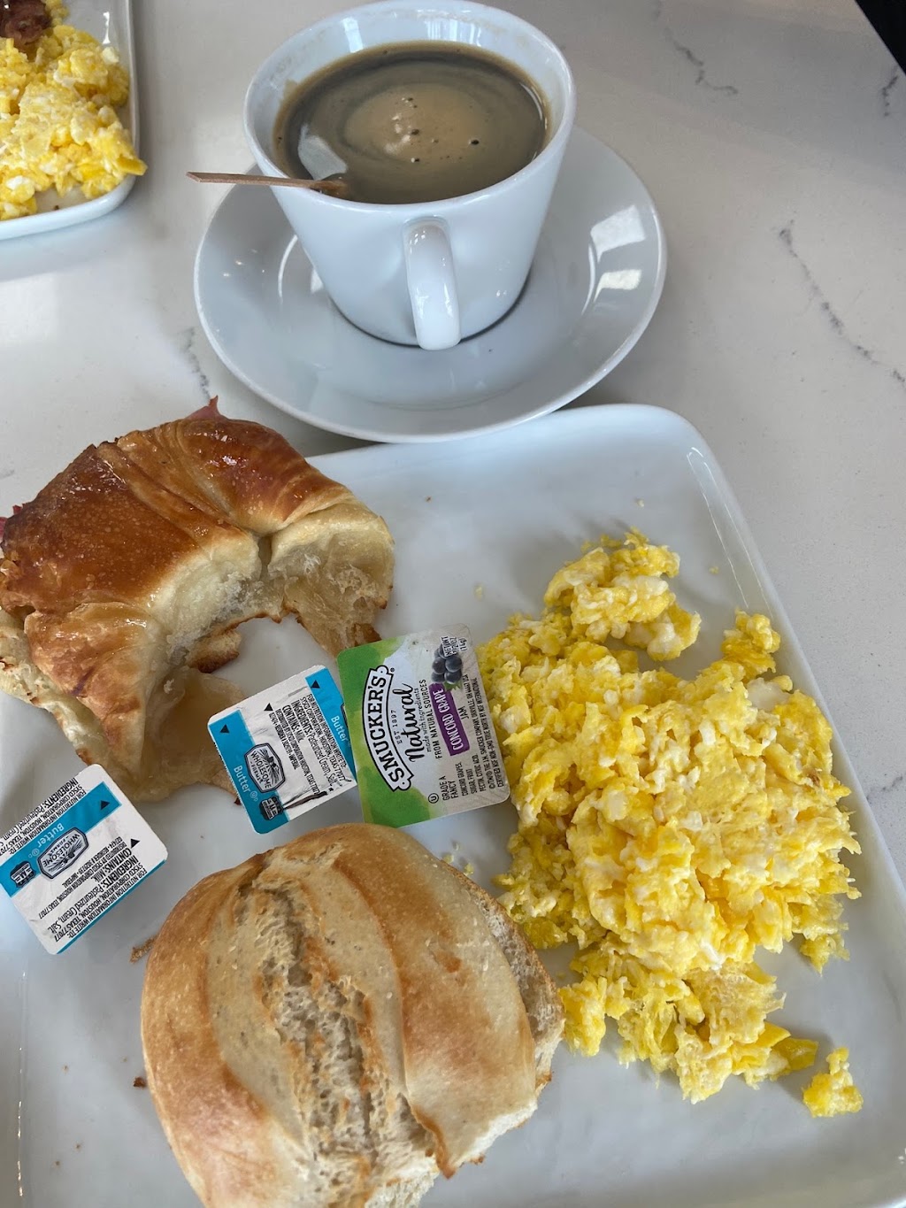 NAHUÉN Gourmet Market | restaurant | 6987 Florida A1A, Miami Beach, FL 33141, USA | 3056770994 OR +1 305-677-0994