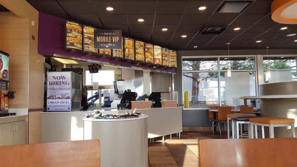 Taco Bell | meal takeaway | 1224 E Dundee Rd, Palatine, IL 60067, USA | 8473581018 OR +1 847-358-1018