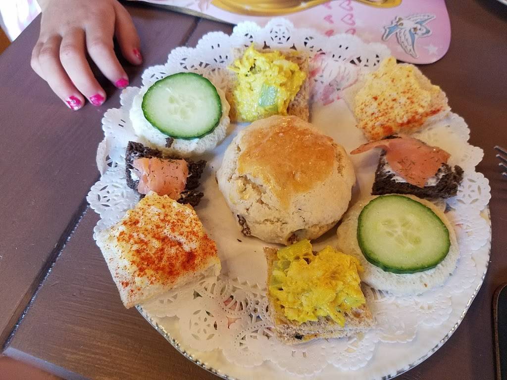 Ploughcroft Tea Room | cafe | 1215 Commerce St, Lynchburg, VA 24504, USA | 4348327467 OR +1 434-832-7467