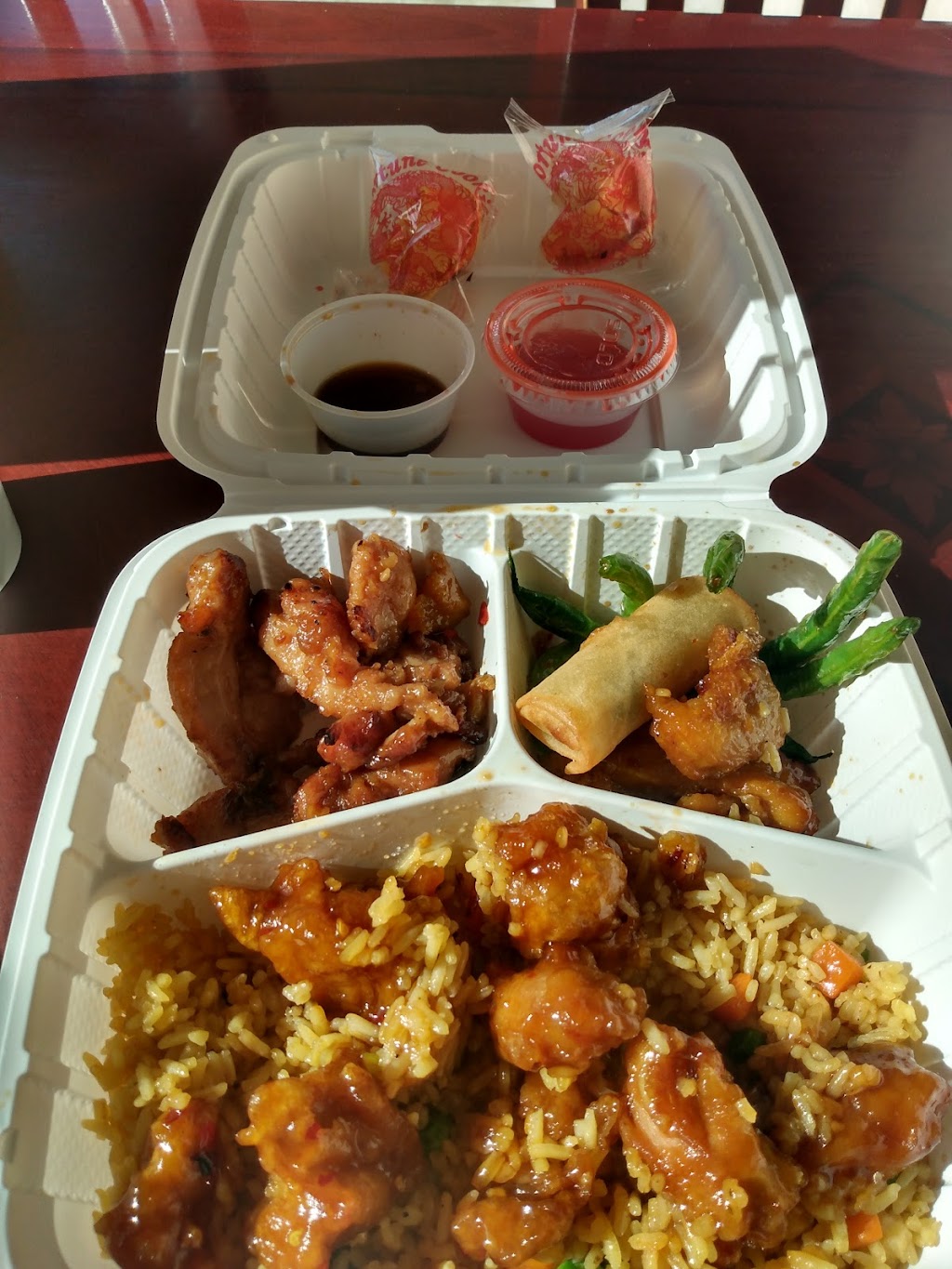 Asian Grand Buffet | restaurant | 251 S Orchard Ave, Ukiah, CA 95482, USA | 7074689888 OR +1 707-468-9888