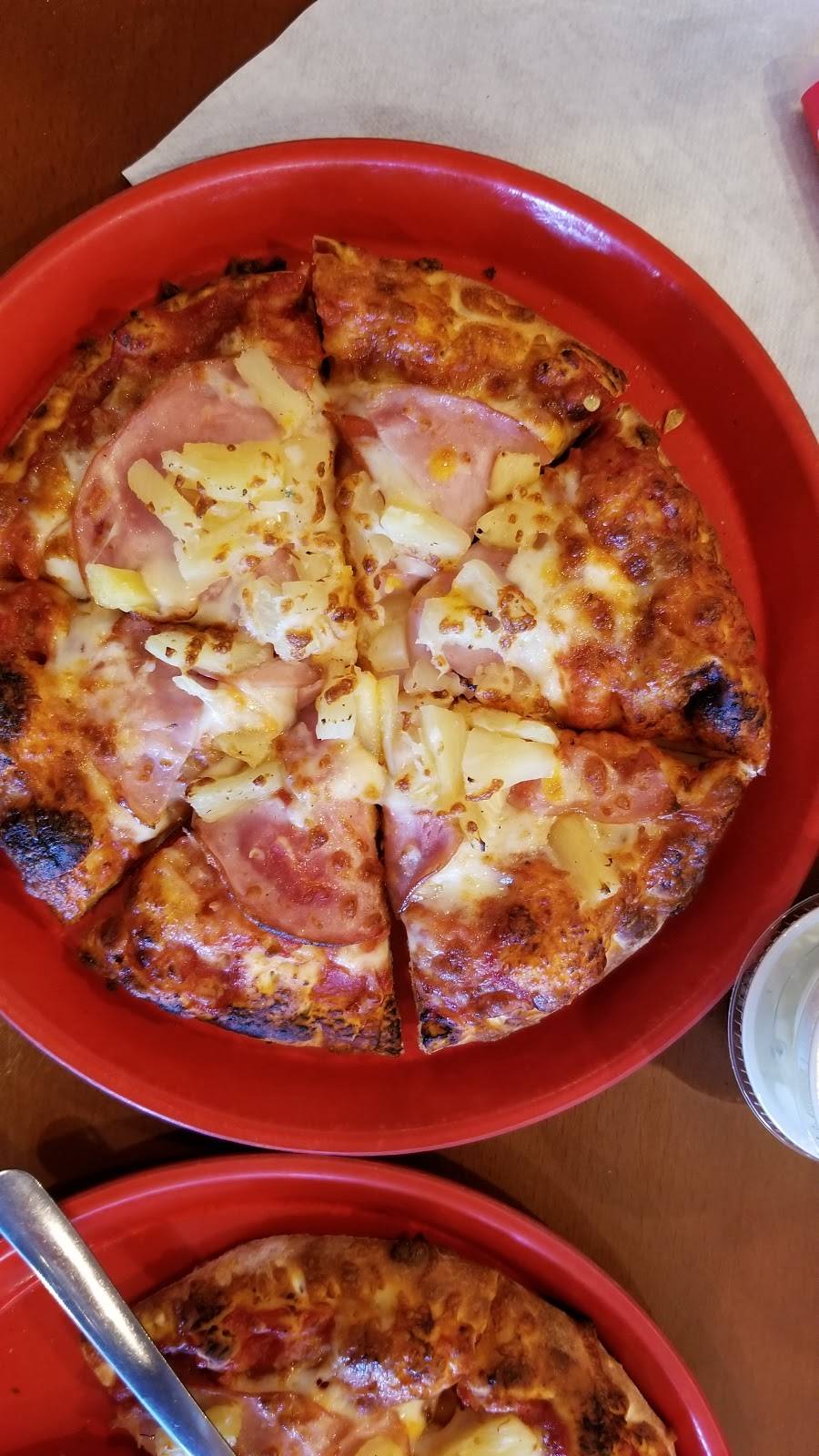 Straw Hat Pizza | restaurant | 540 Bogue Rd W-2, Yuba City, CA 95991, USA | 5306715150 OR +1 530-671-5150