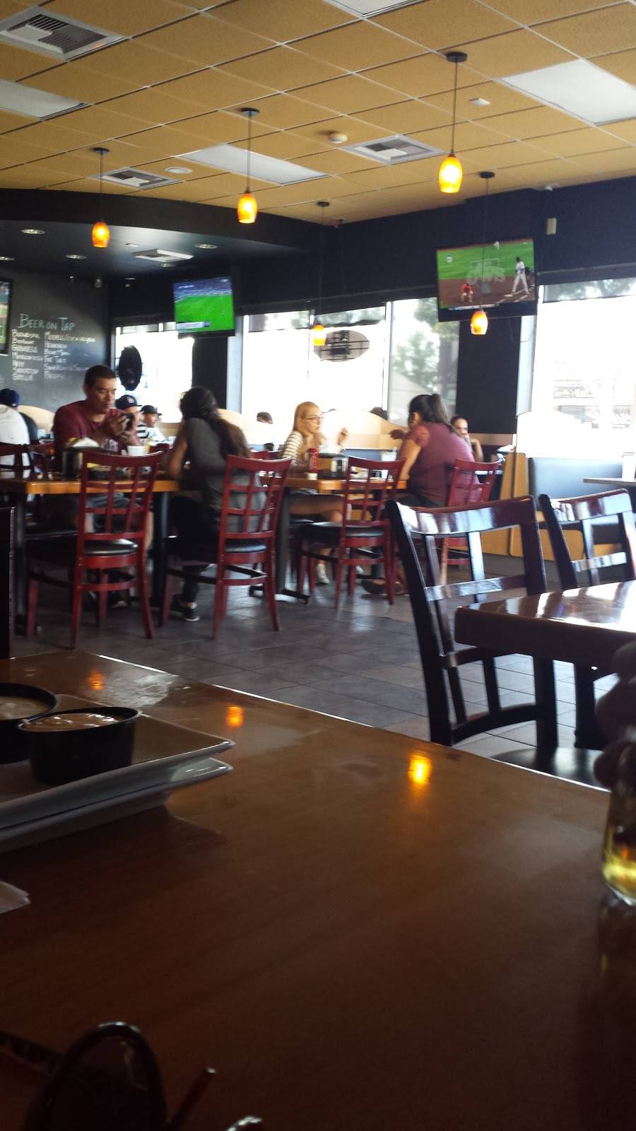 Wing House | restaurant | 4336 Tweedy Blvd, South Gate, CA 90280, USA | 3235649464 OR +1 323-564-9464