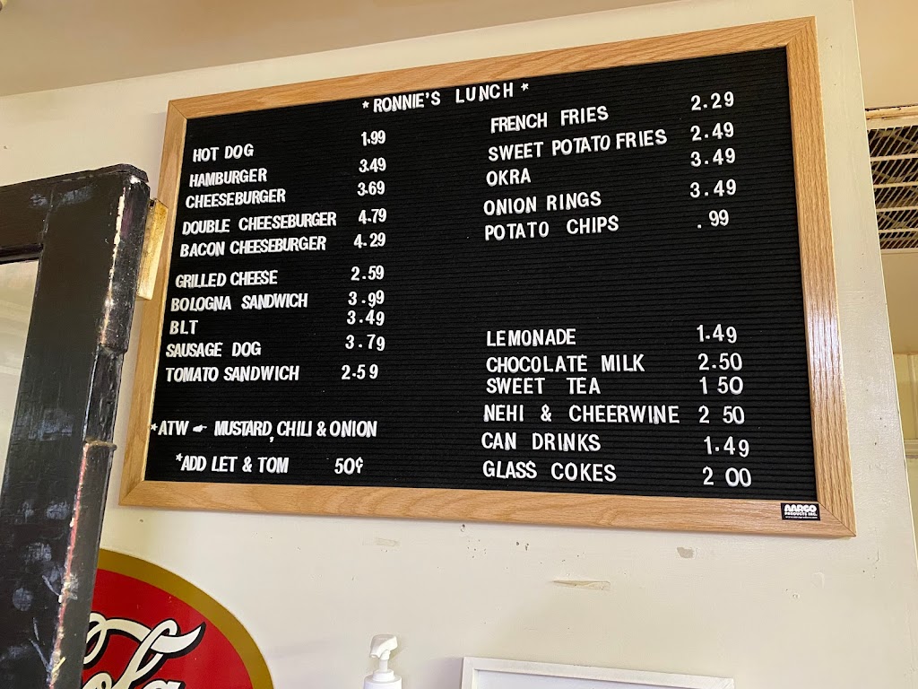 Ronnie’s Lunch | restaurant | 101 W Wellons St, Four Oaks, NC 27524, USA | 9199632611 OR +1 919-963-2611