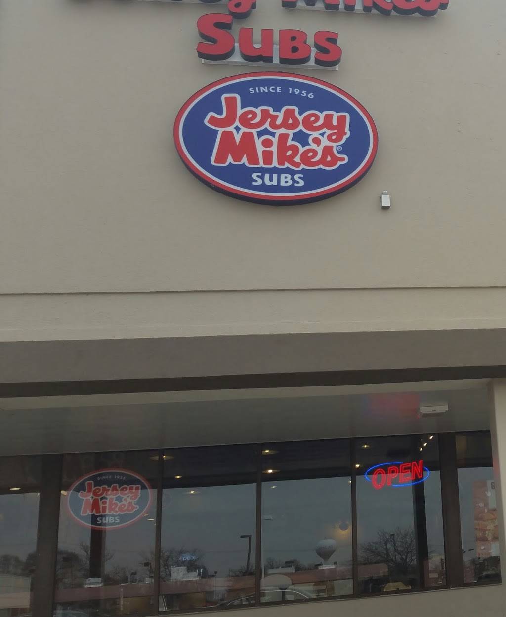 Jersey Mikes Subs | meal takeaway | 737 W State Rte 22, Lake Zurich, IL 60047, USA | 2246624970 OR +1 224-662-4970