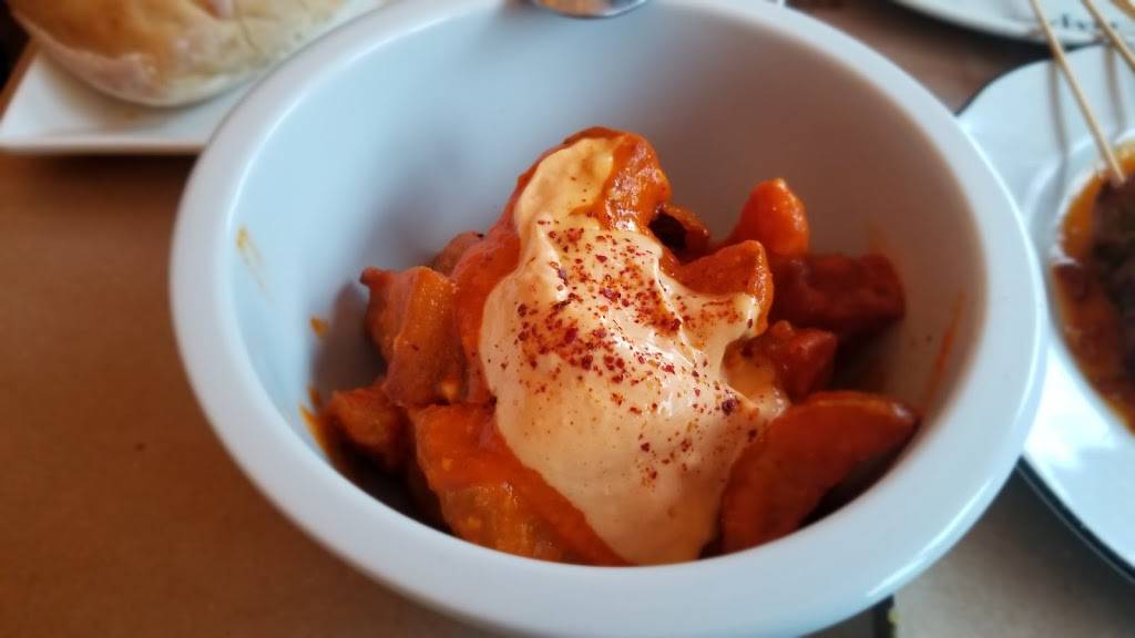 Tapeo | restaurant | 511 Rue Villeray, Montréal, QC H2R 1H5, Canada | 5144951999 OR +1 514-495-1999