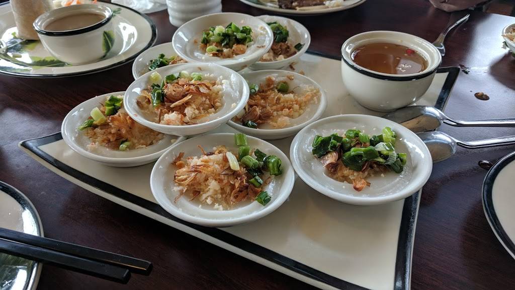 The Lemongrass | restaurant | 365 S Grady Way, Renton, WA 98057, USA | 4252282000 OR +1 425-228-2000